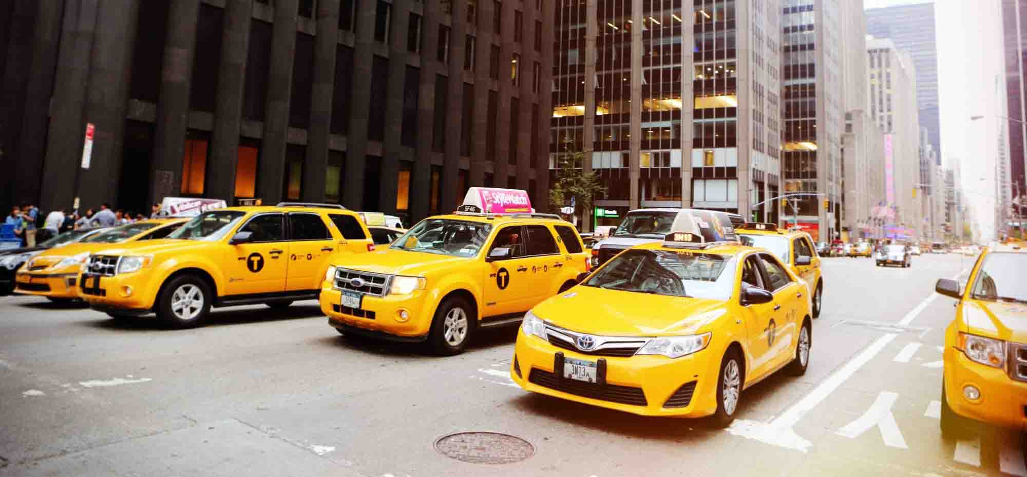 ride-sharing-lyft-uber-taxi